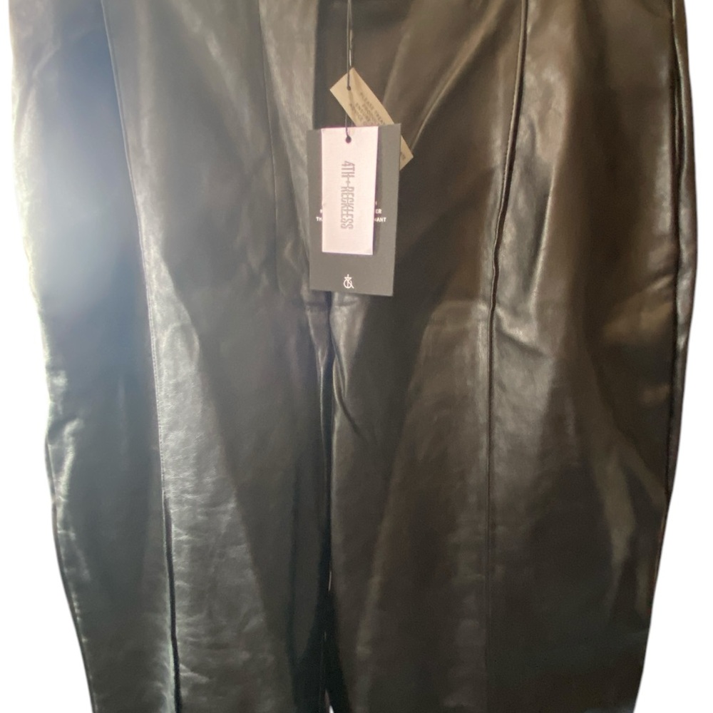 Black Relaxed Fit Patented Leather Dress Pants with Tailored Style - Picture 3 of 7
